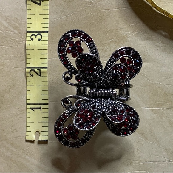 Large Double Winged Butterfly Rhinestone Hair Claw - Picture 12 of 13